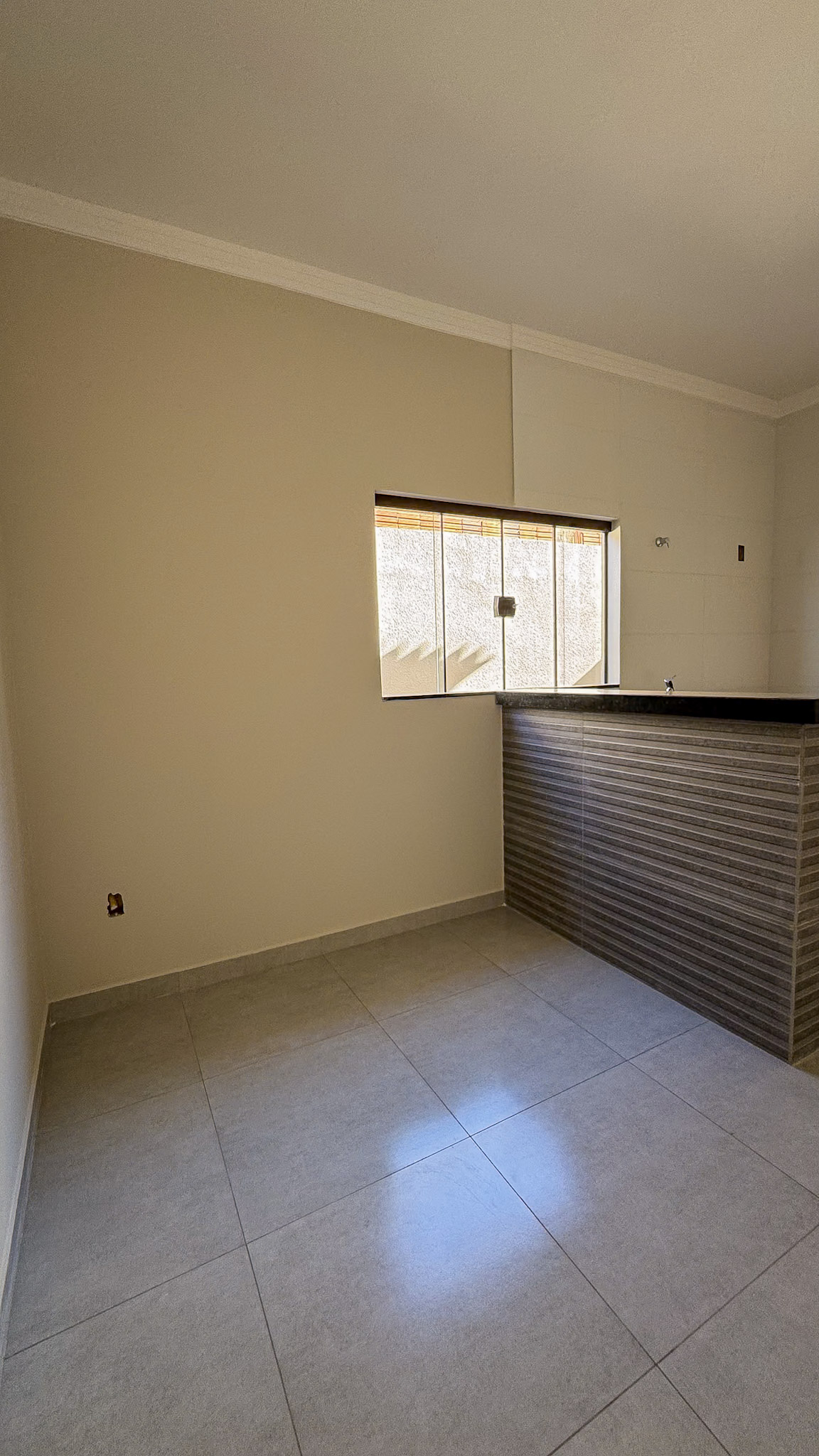 Casa nova à venda!