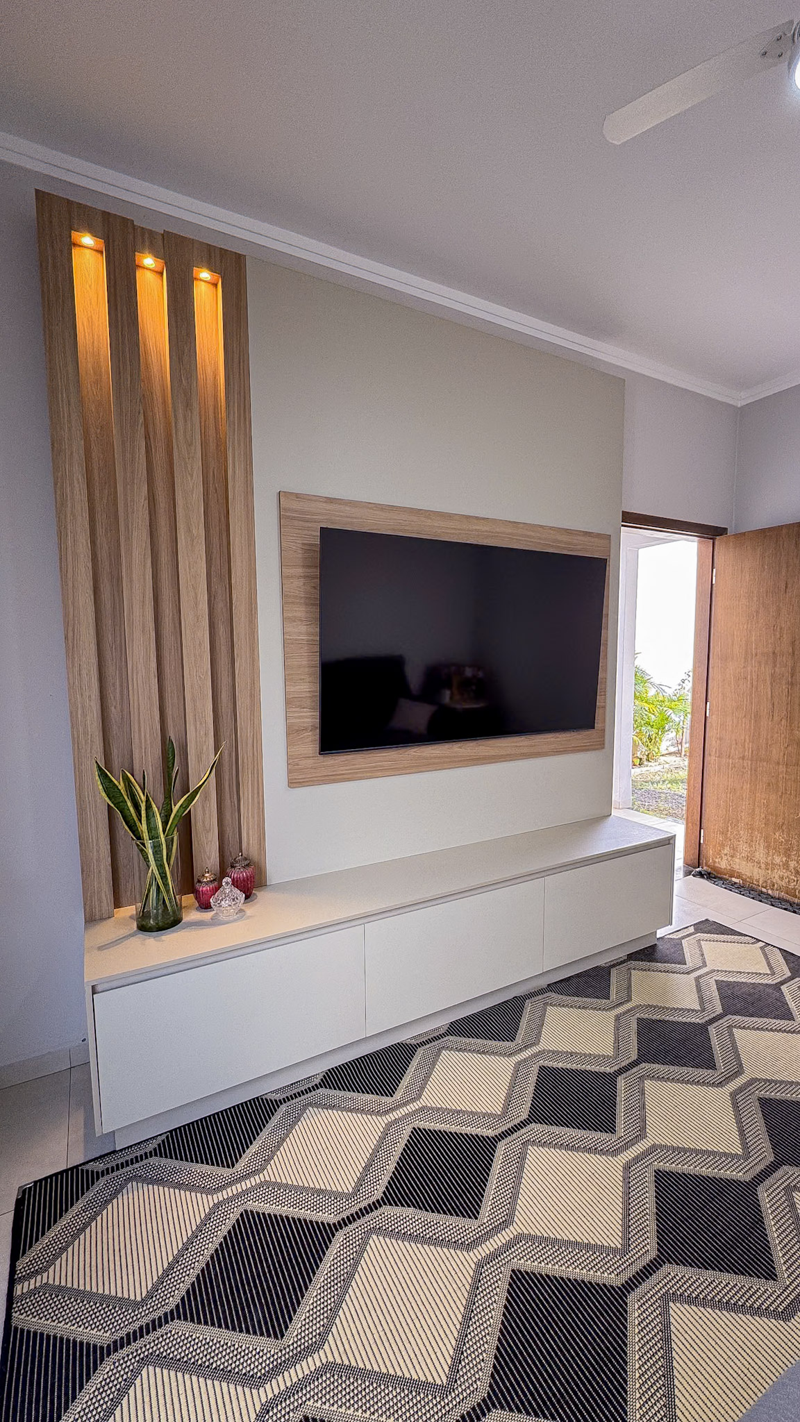 Linda casa à venda com 2 dormitórios