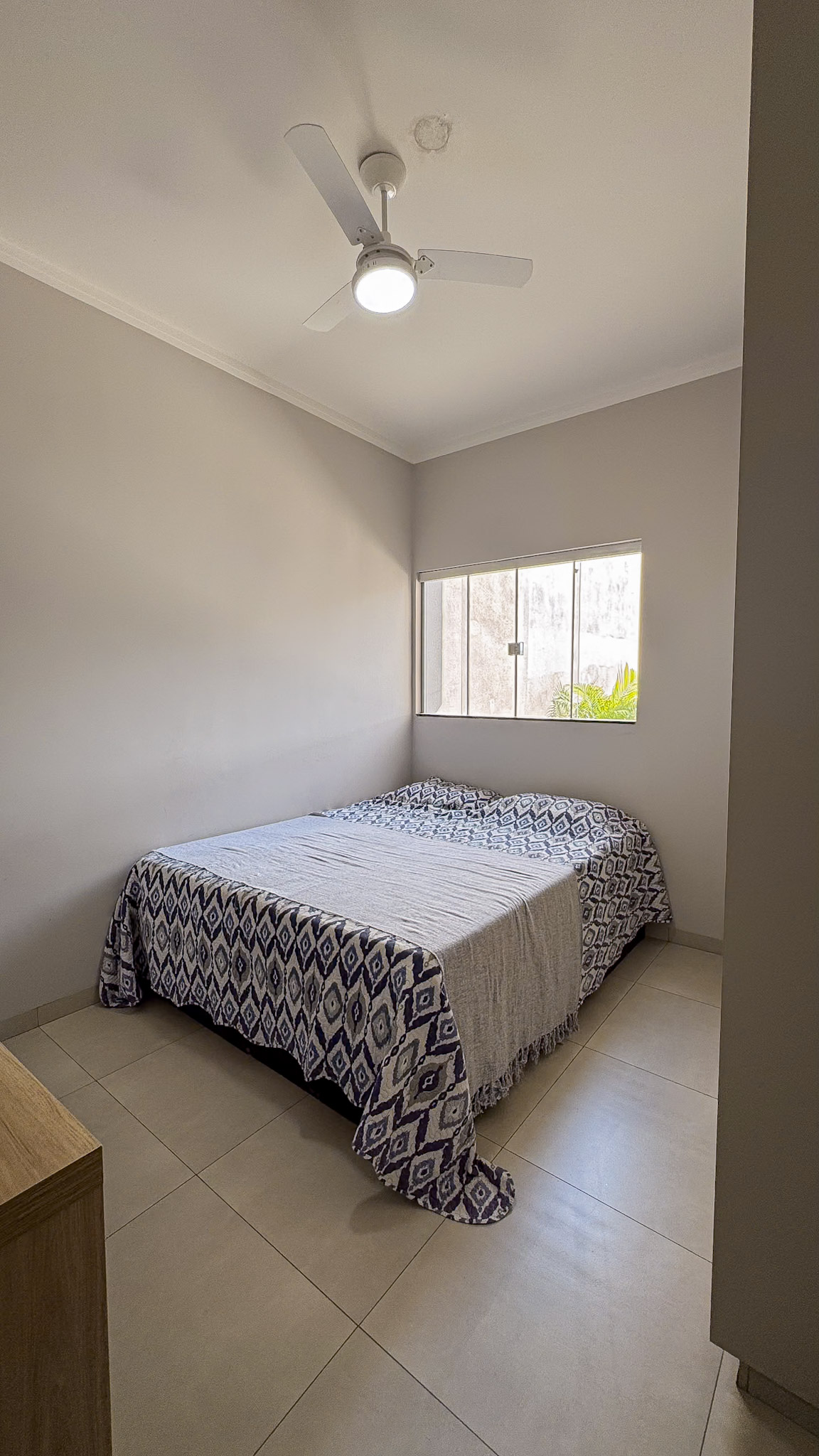 Linda casa à venda com 2 dormitórios
