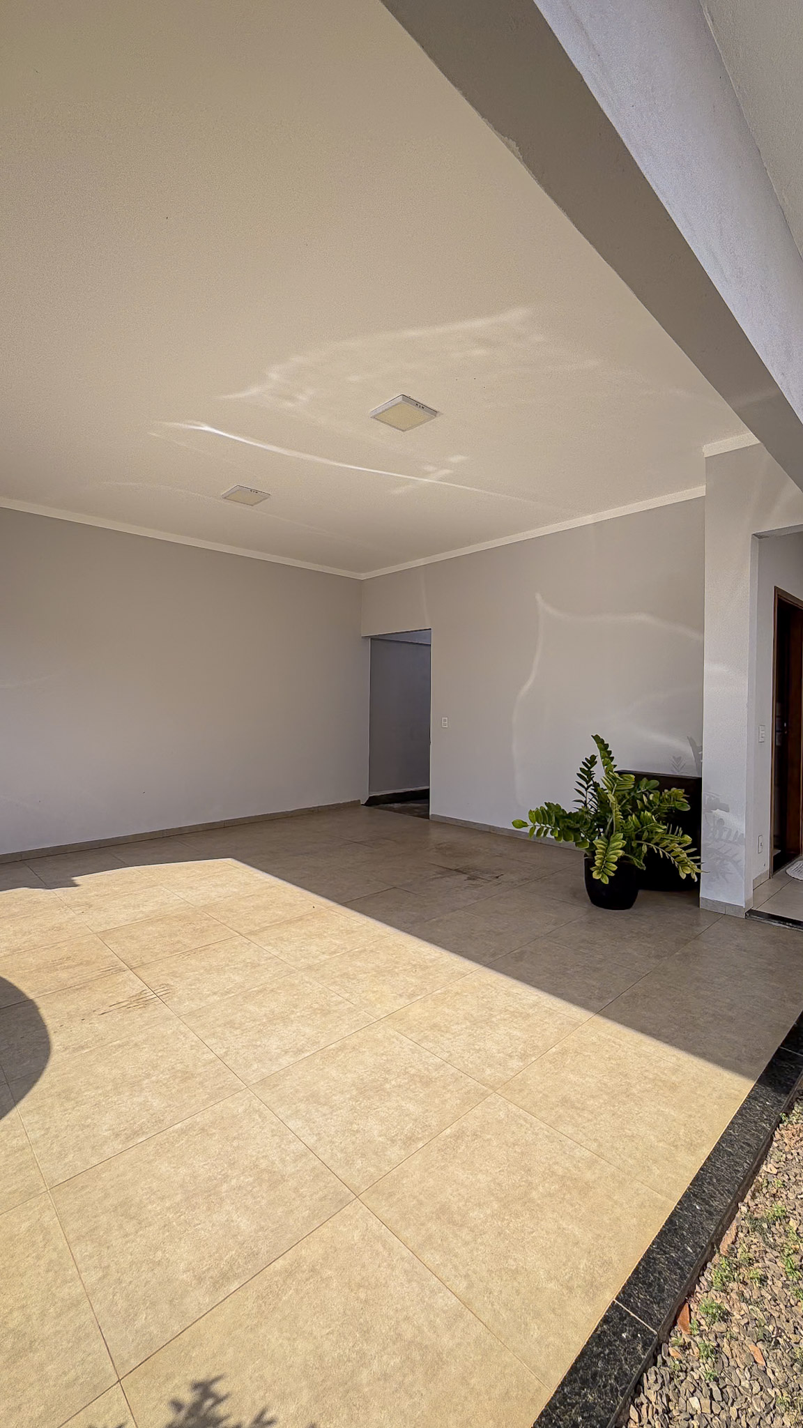 Linda casa à venda com 2 dormitórios