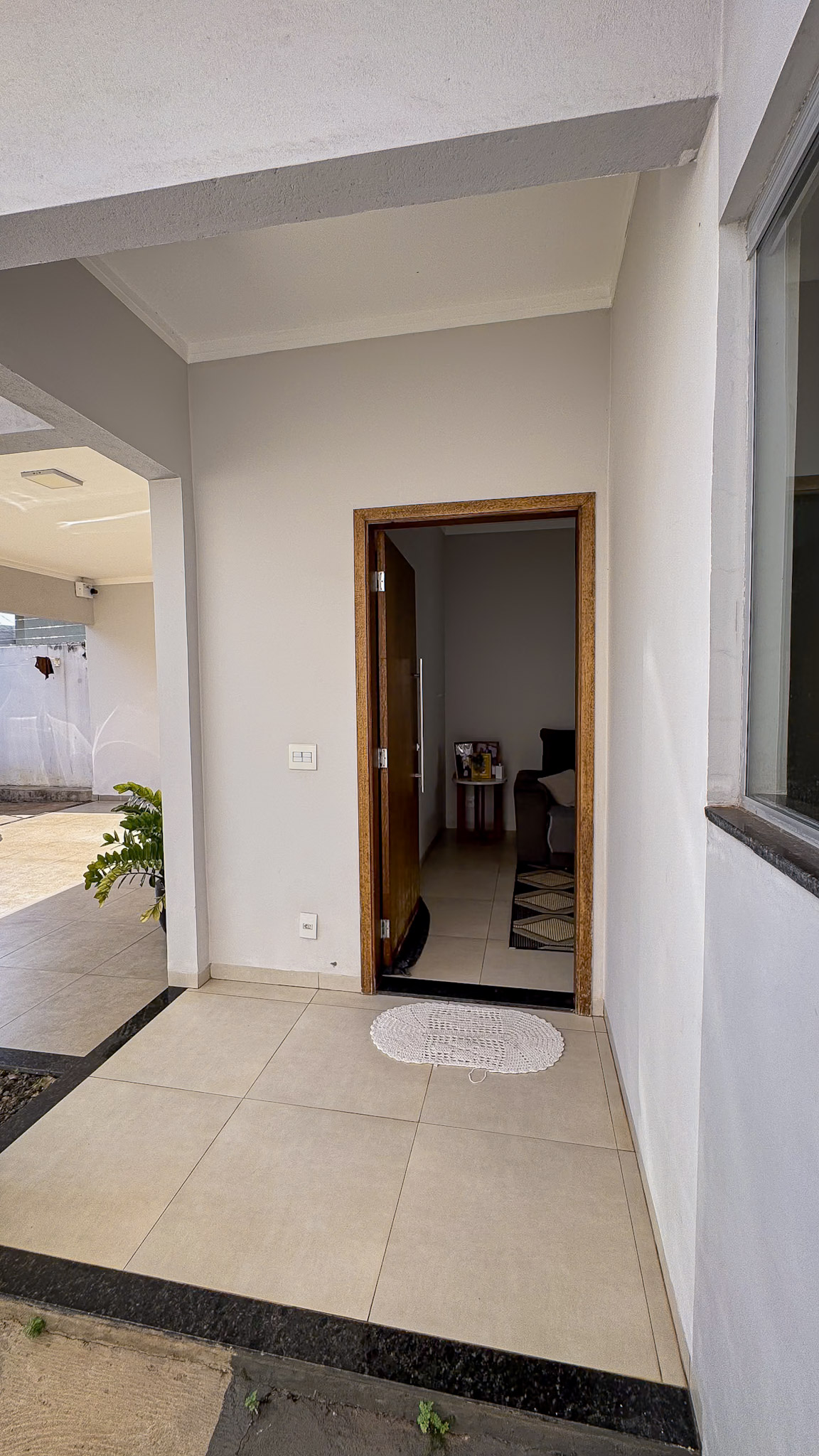 Linda casa à venda com 2 dormitórios