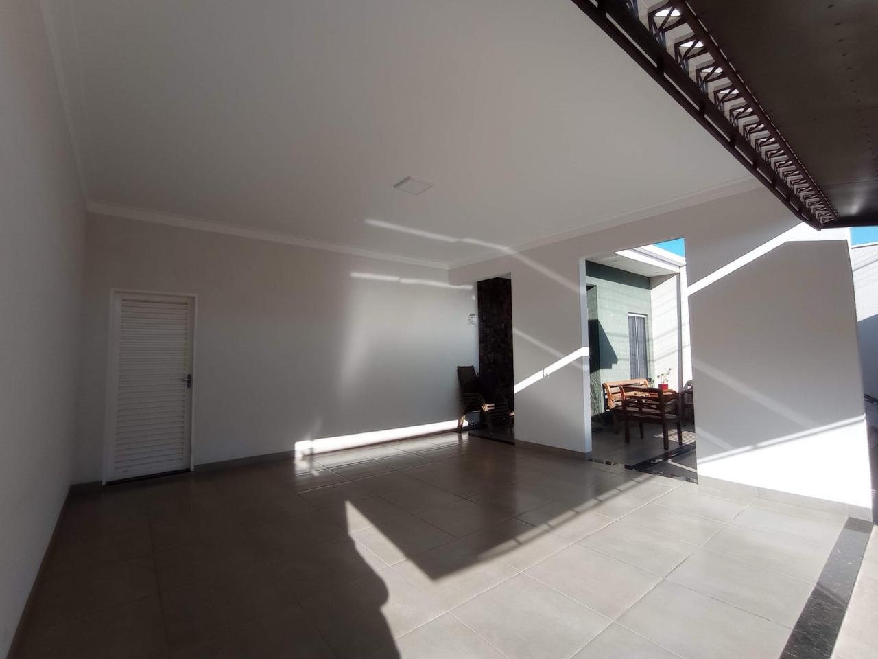 Casa com piscina no Sebastião de Moraes