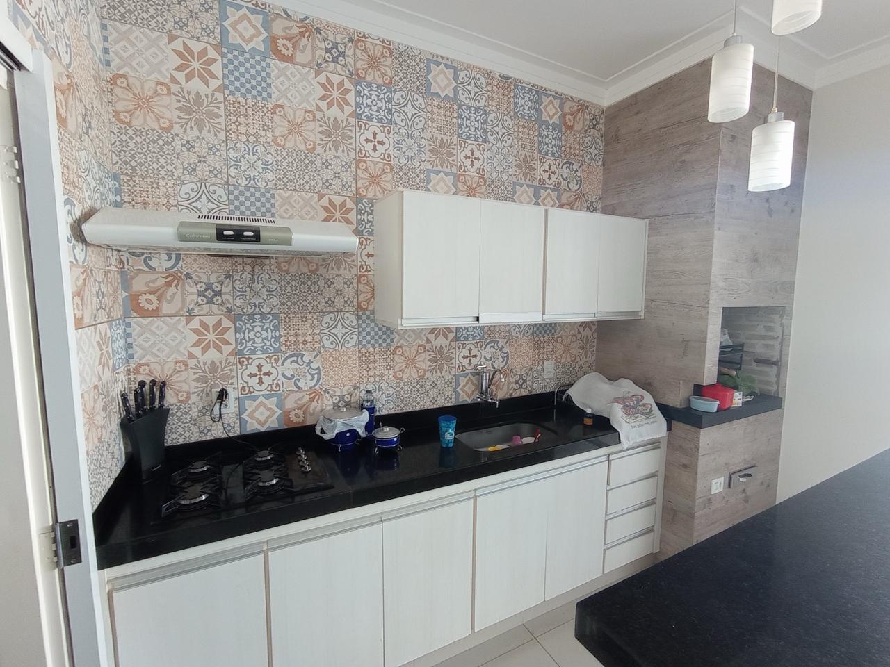 Casa com piscina no Sebastião de Moraes