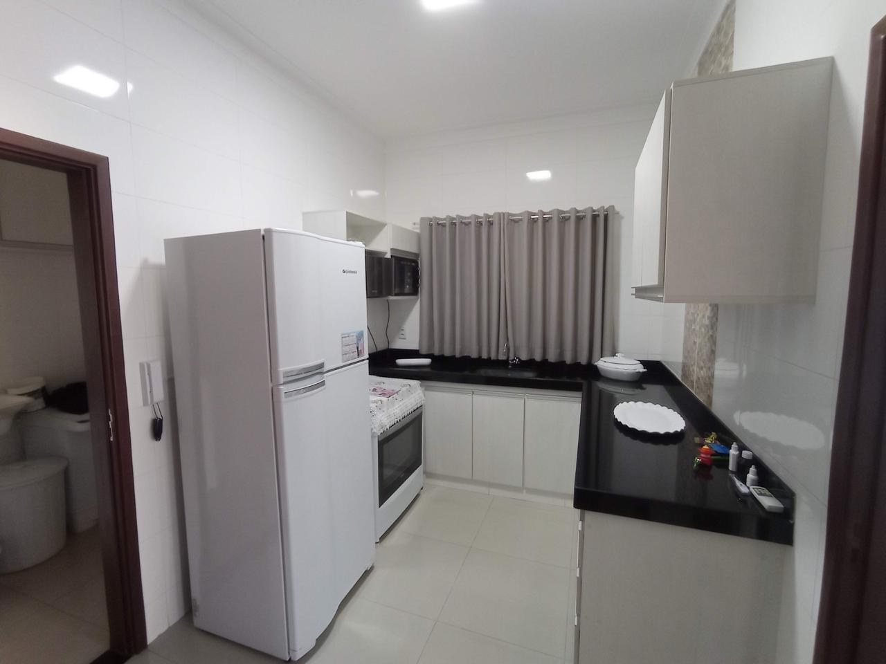 Casa com piscina no Sebastião de Moraes