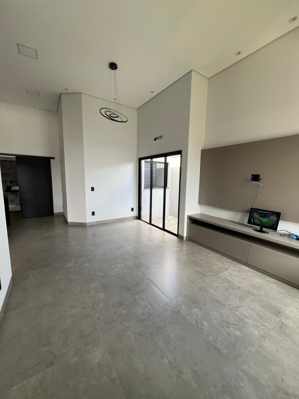 Casa à venda no Novo Horizon!